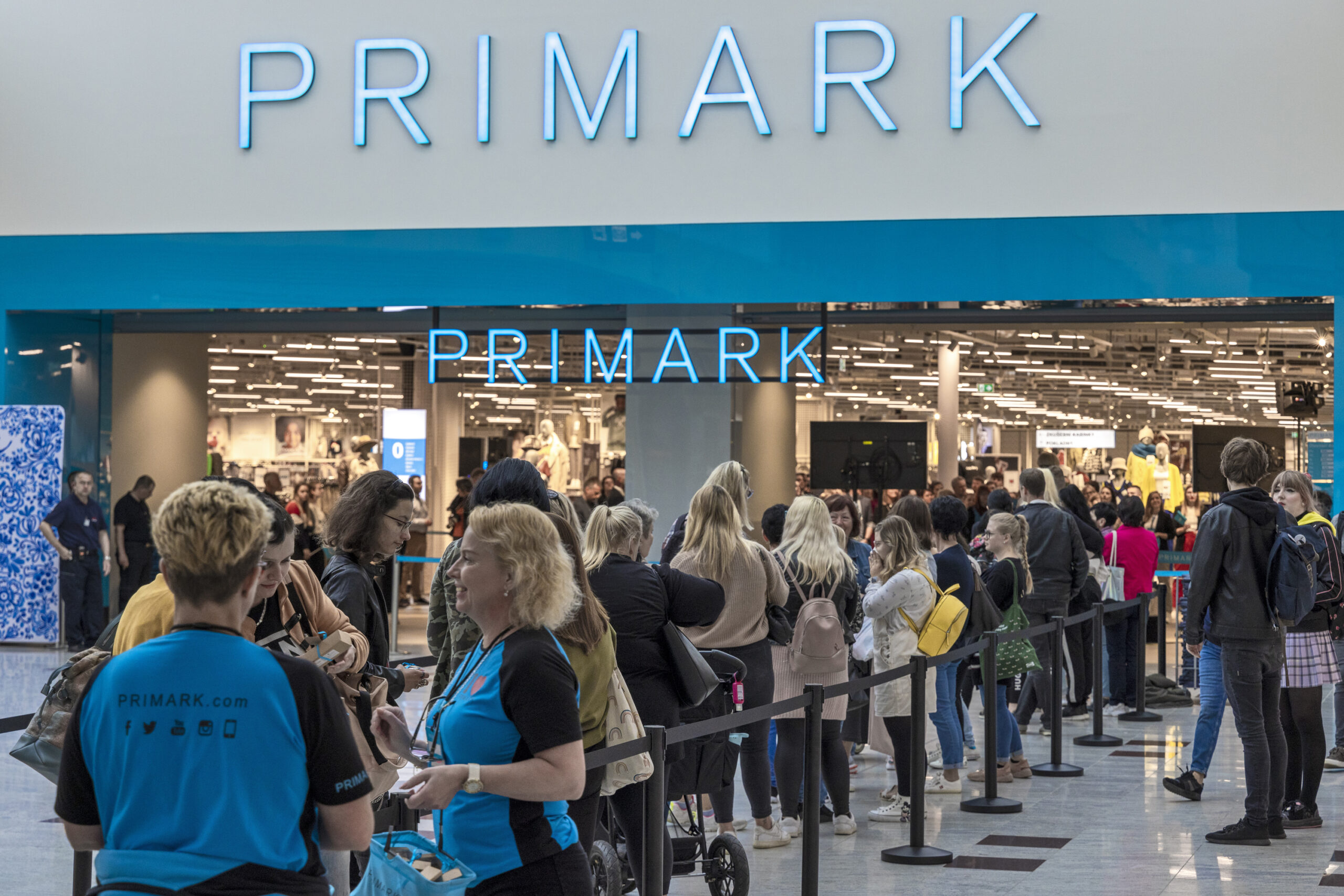 Primark - Cushman & Wakefield Retail Leasing